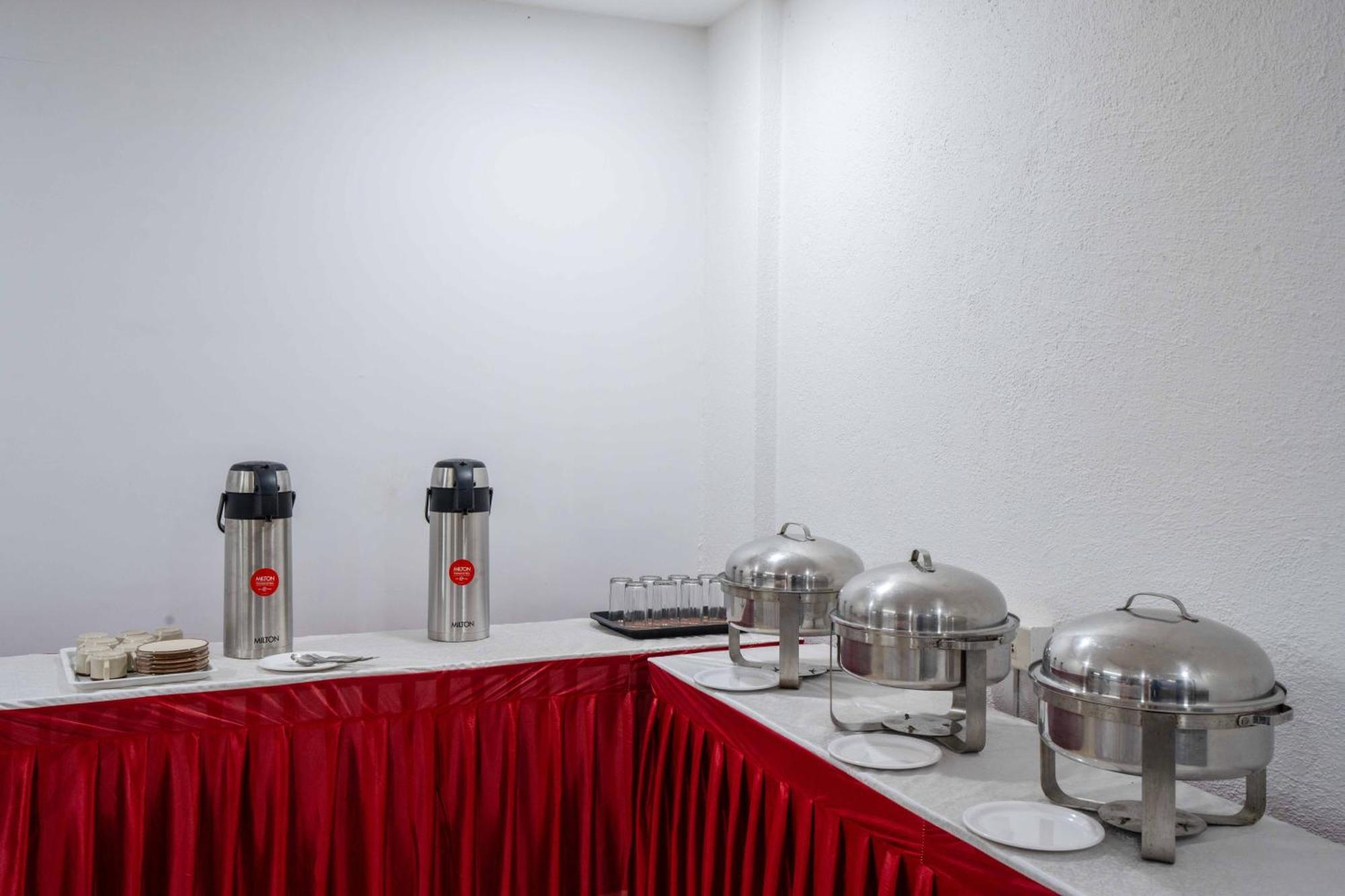 Treebo Royal Comfort Atithi Pune Esterno foto