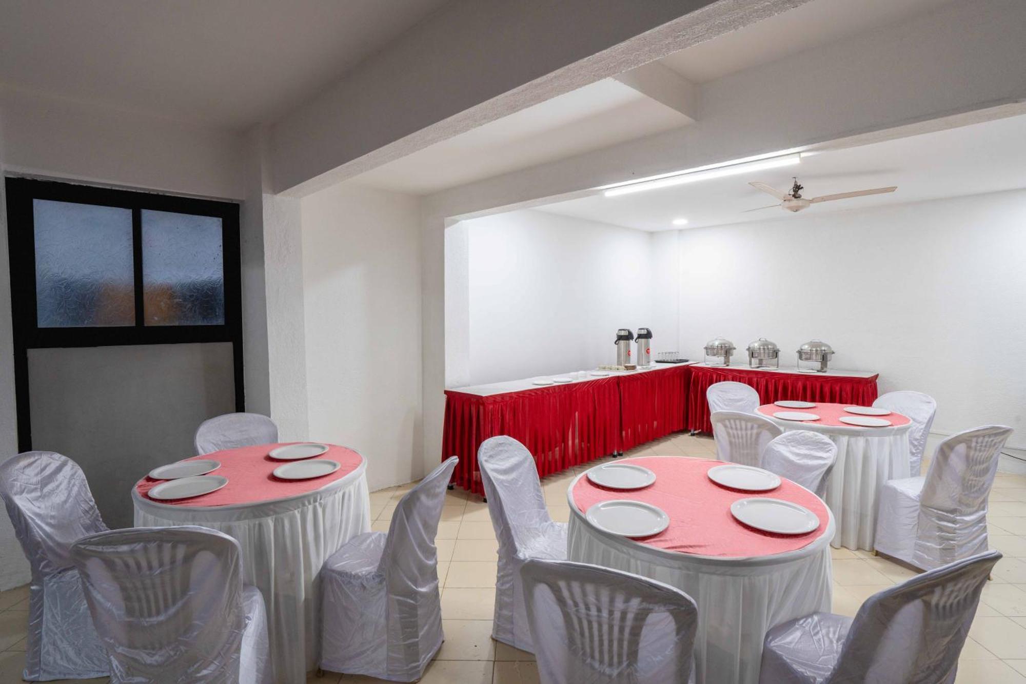 Treebo Royal Comfort Atithi Pune Esterno foto