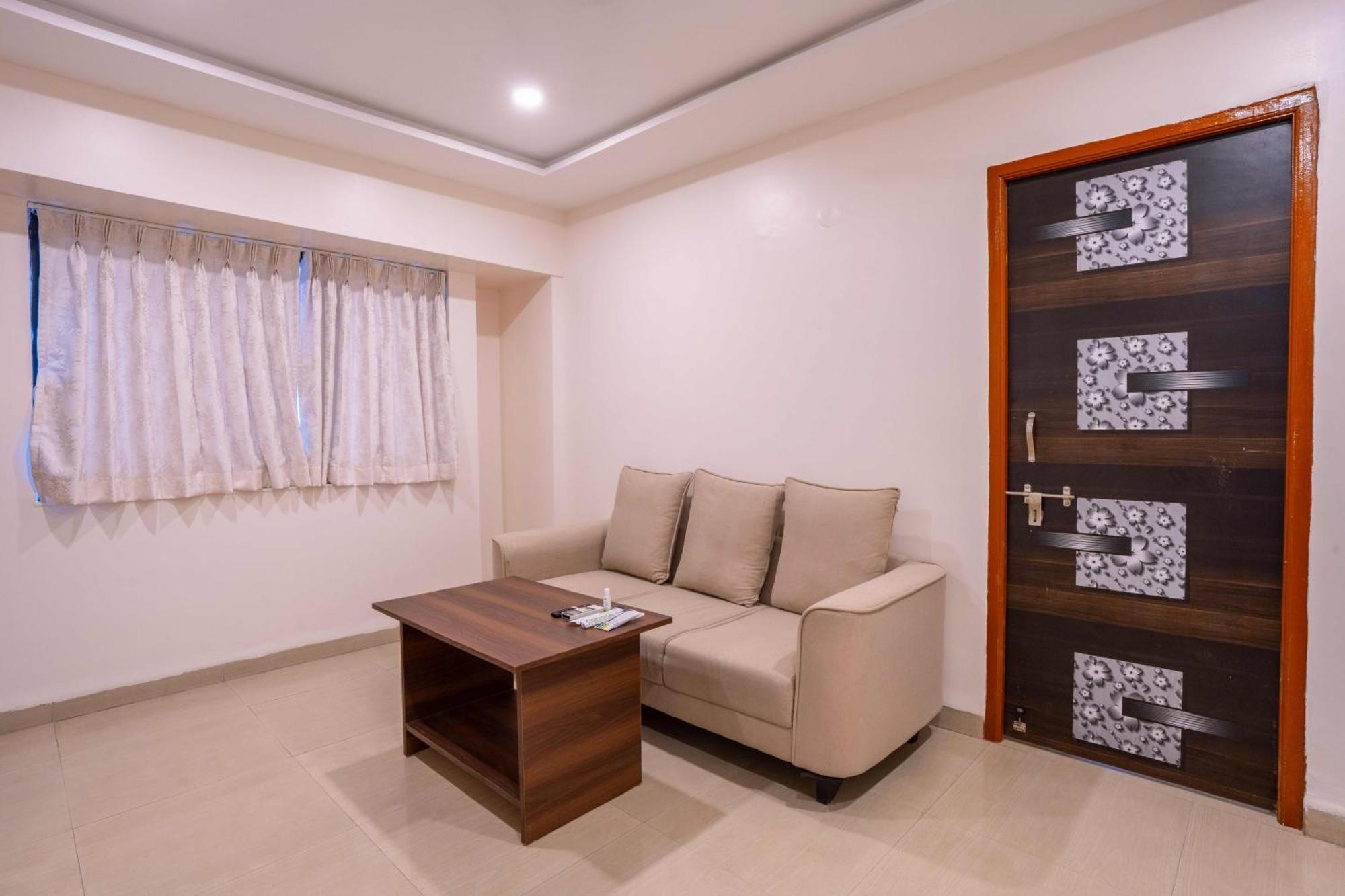 Treebo Royal Comfort Atithi Pune Esterno foto